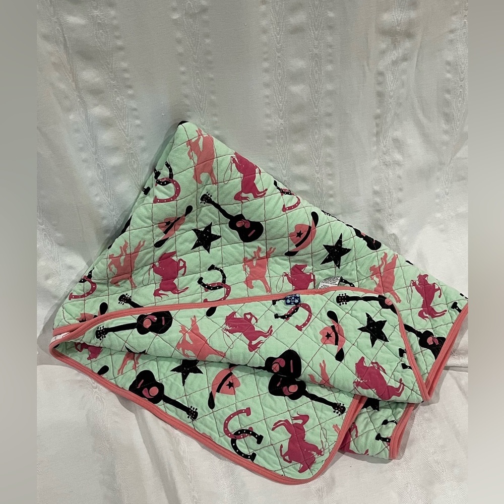 KICKEE PANTS Pink and Black Western Cowgirl Print Quilted BABY BLANKET, 52”x 32” - Picture 3 of 11